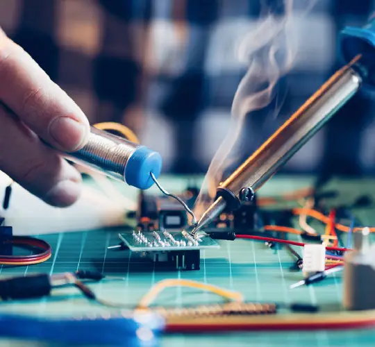 Computer Solution hardware Fix workshop in Thane West — certified Specialists fixing laptops and computers